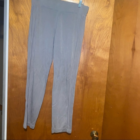ATHLETA Women's Serenity Pants Gray Modal Casual Pull On Elastic Waist medium M - Picture 4 of 6